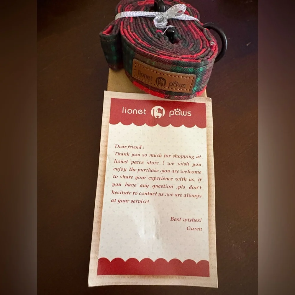 5/$30 Lionet Paws Large Plaid Dog Leash NWT